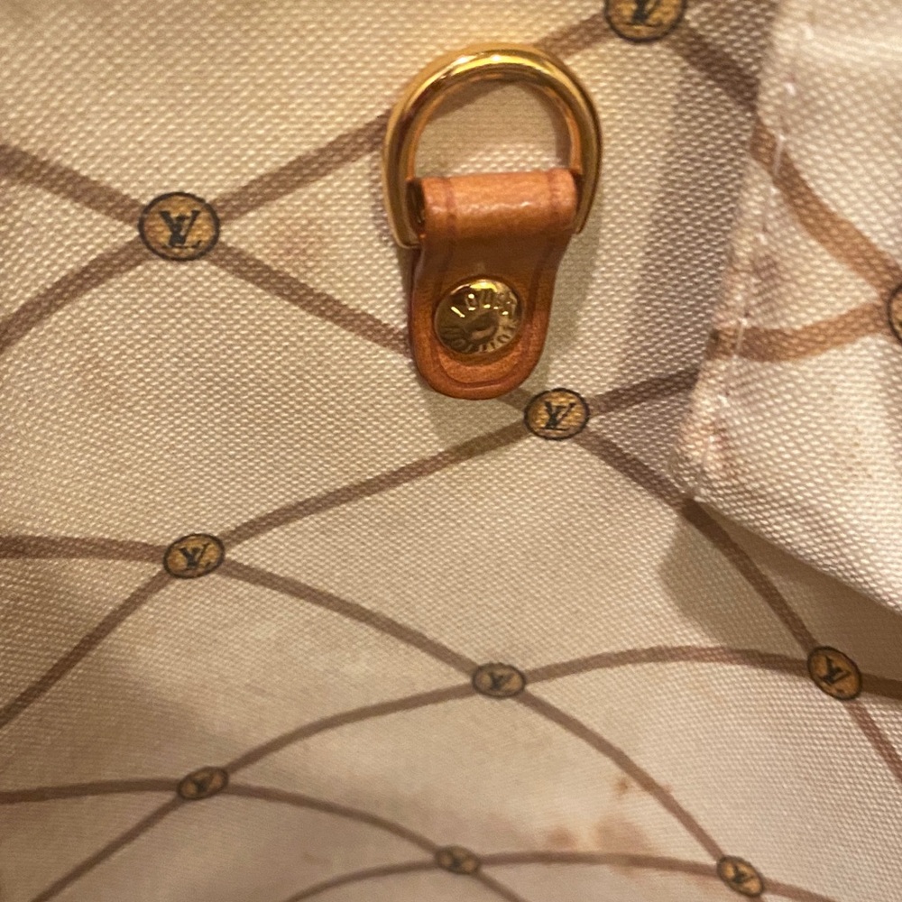 Louis Vuitton Rare Summer Trunk Bag - Picture 12 of 15